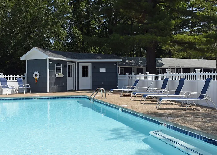 Kittery Inn & Suites